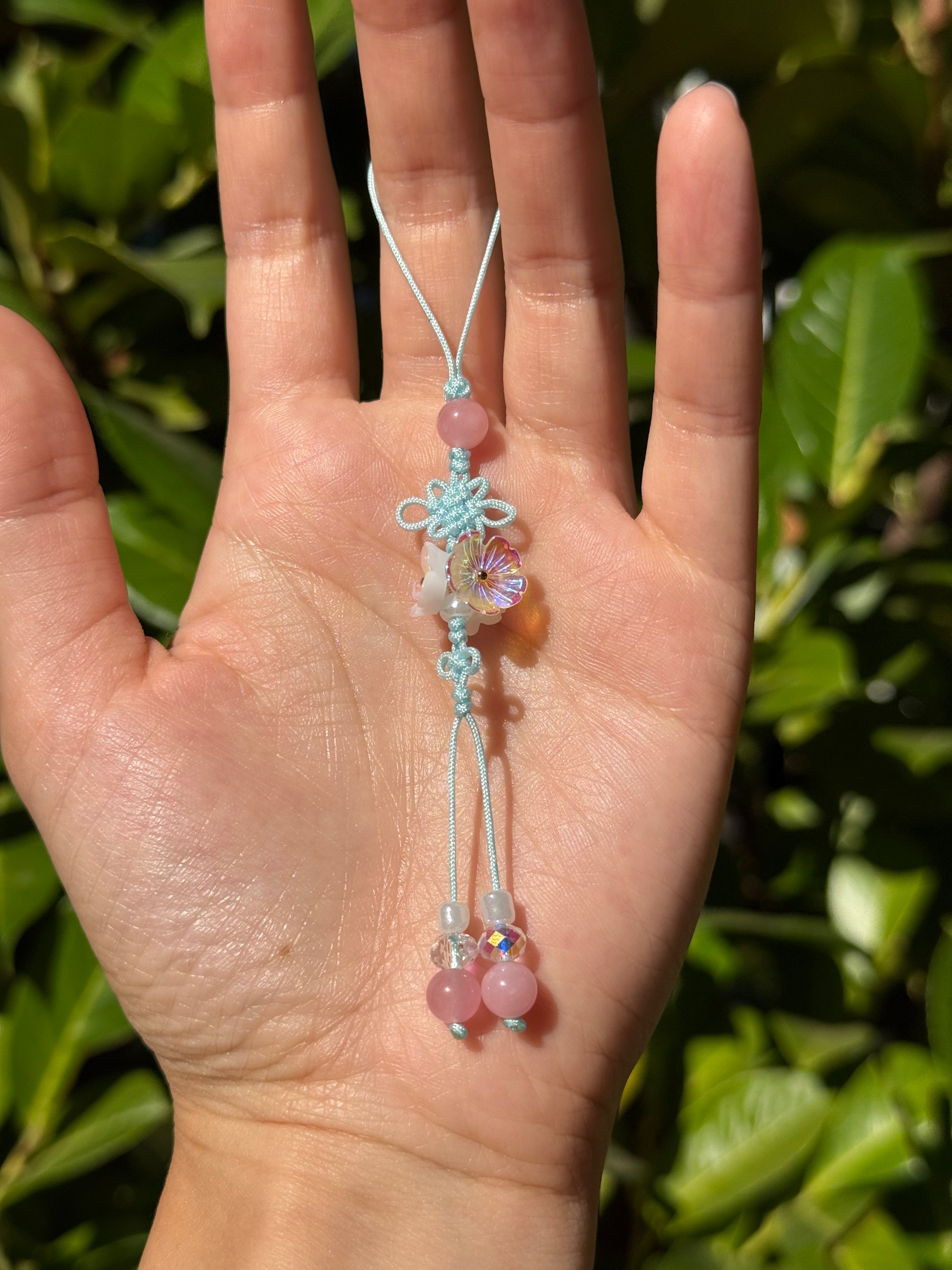 *mini* Pearl Mist Lucky Charm